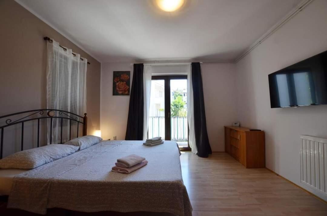Tony Apartments Ровин Стая снимка